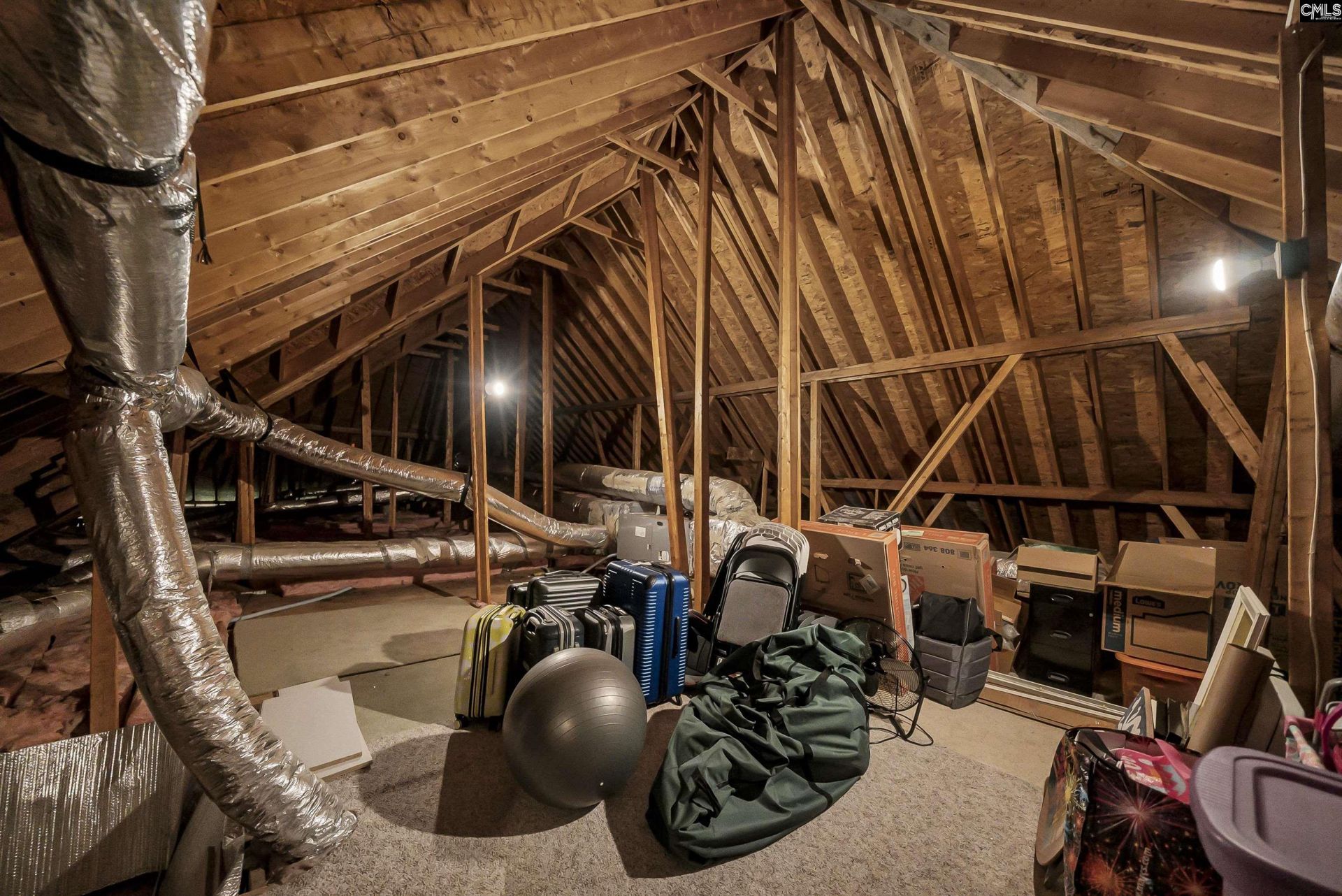 211 Rolling Creek Circle Photo 51