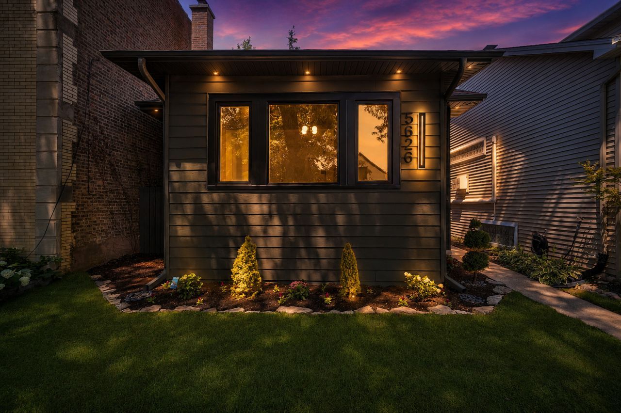 5626 N Miltimore Avenue, Chicago, IL 60646 Main Photo