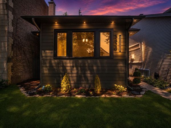 5626 N Miltimore Avenue , Chicago, IL 60646