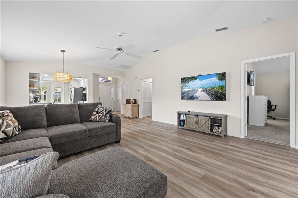 2021 Embarcadero Way, North Fort Myers, FL 33917 Photo