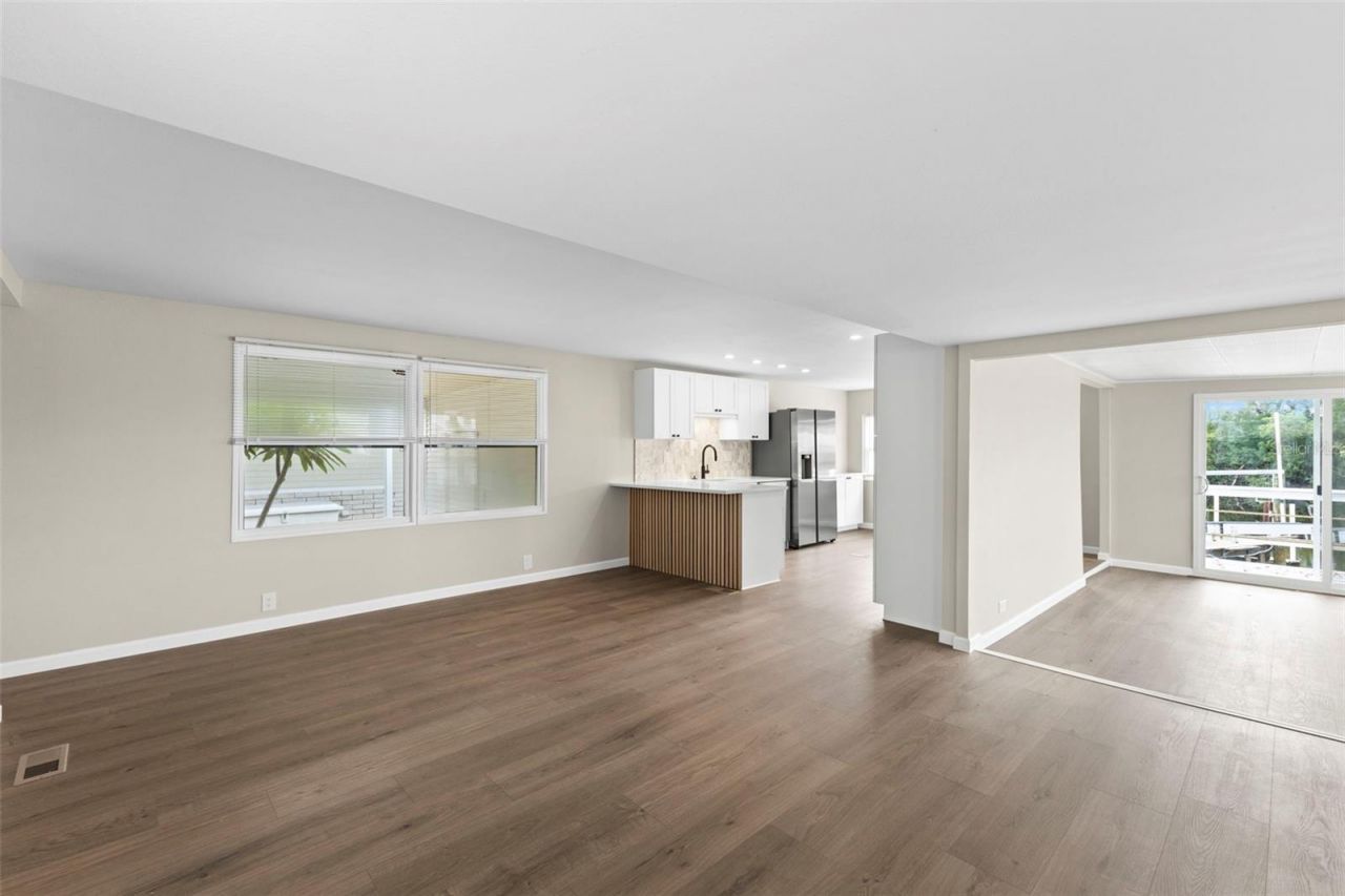 436 Mount Oak Avenue Ne, Unit 747, Saint Petersburg, FL 33702 Photo