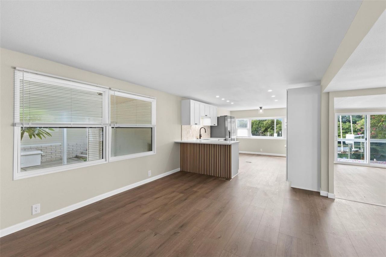 436 Mount Oak Avenue Ne, Unit 747, Saint Petersburg, FL 33702 Photo