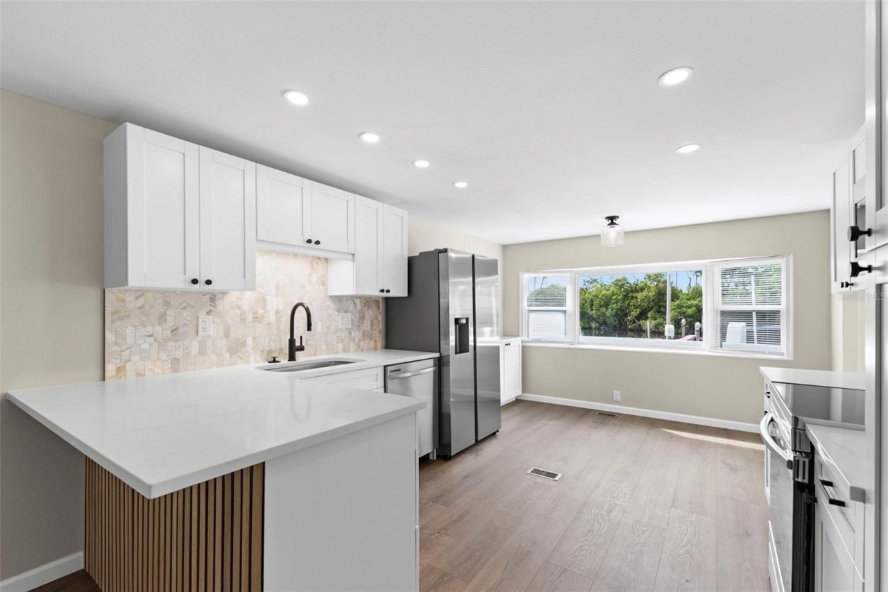 436 Mount Oak Avenue Ne, Unit 747, Saint Petersburg, FL 33702 Photo