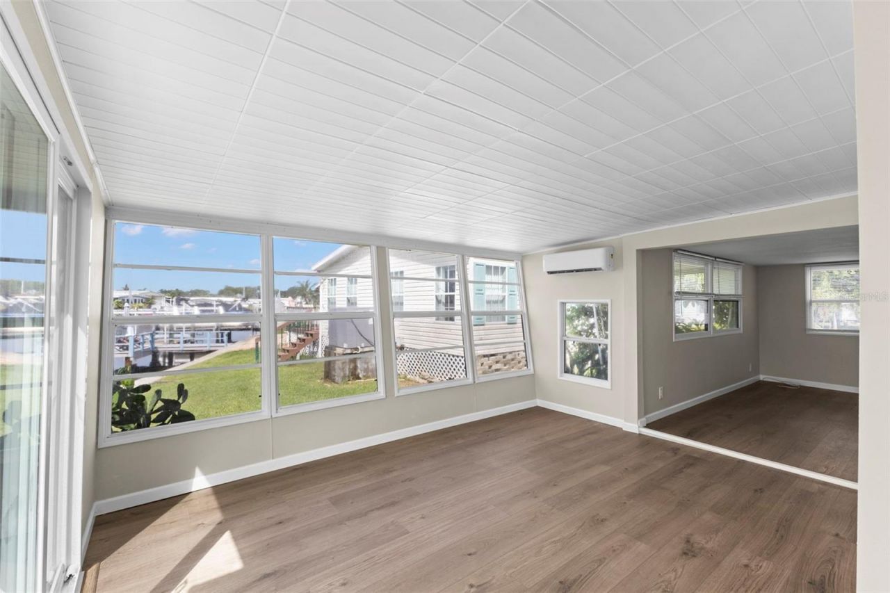 436 Mount Oak Avenue Ne, Unit 747, Saint Petersburg, FL 33702 Photo