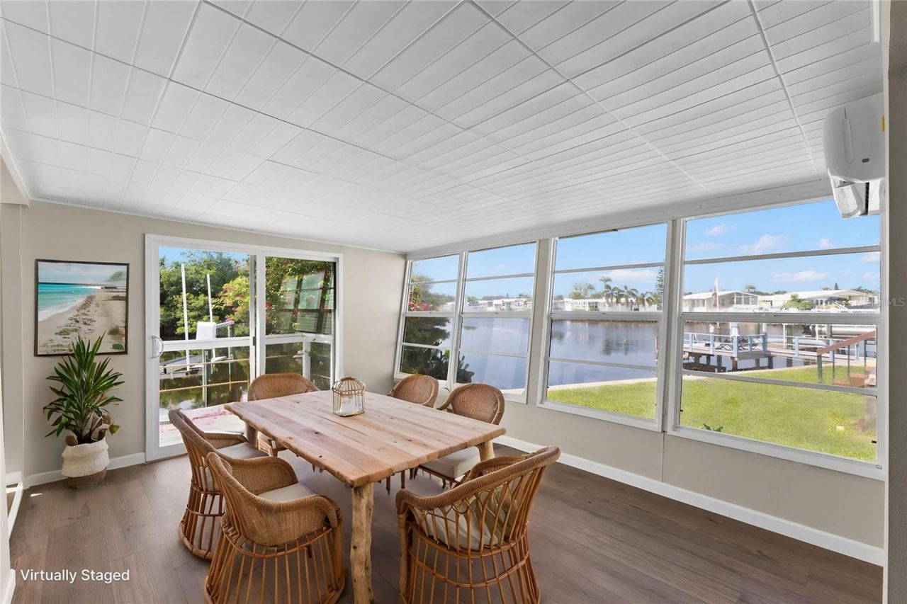 436 Mount Oak Avenue Ne, Unit 747, Saint Petersburg, FL 33702 Photo