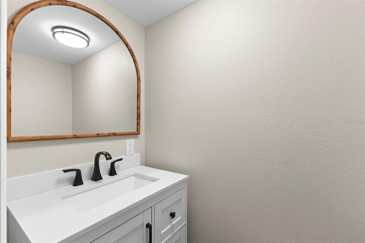 436 Mount Oak Avenue Ne, Unit 747, Saint Petersburg, FL 33702 Photo