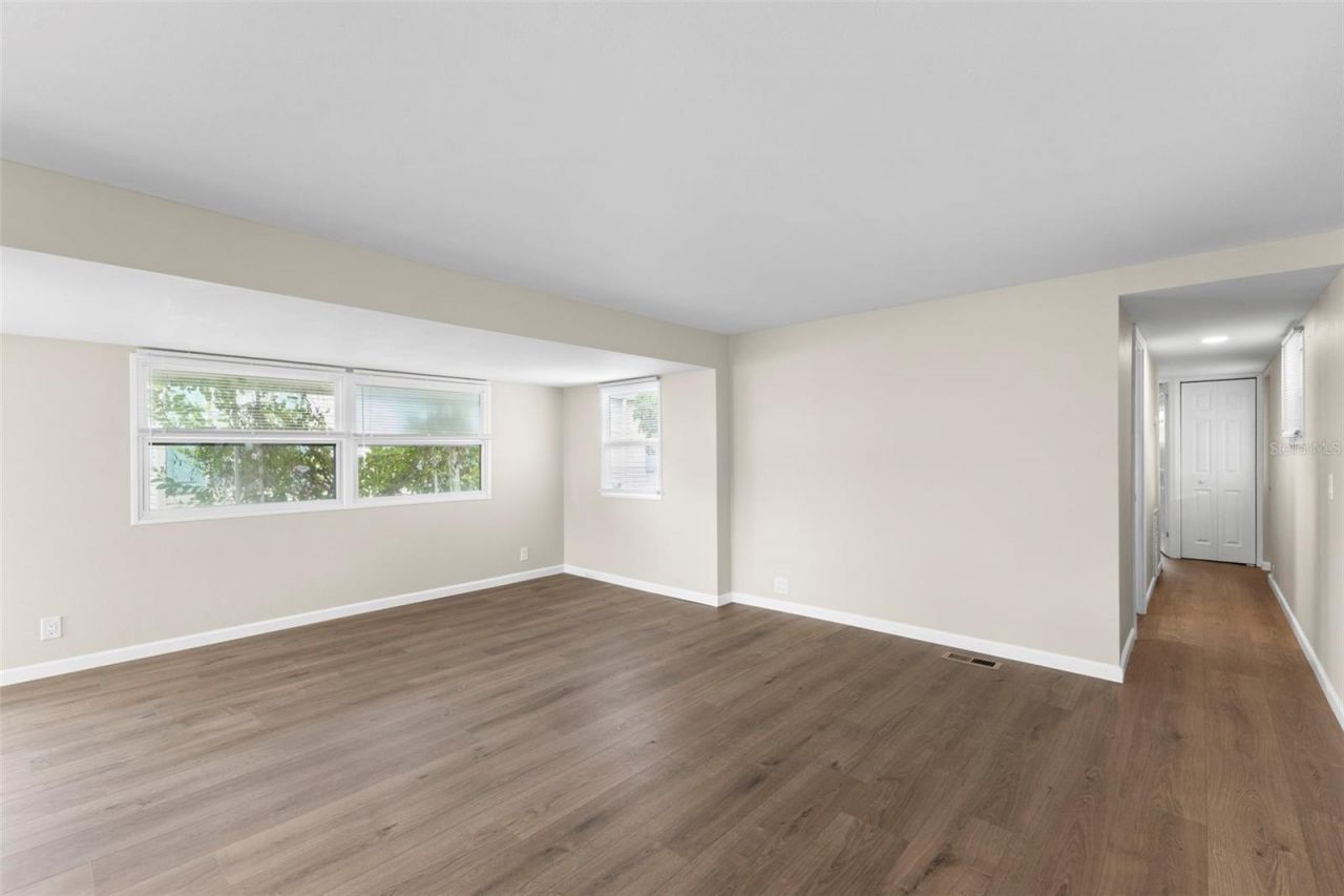 436 Mount Oak Avenue Ne, Unit 747, Saint Petersburg, FL 33702 Photo