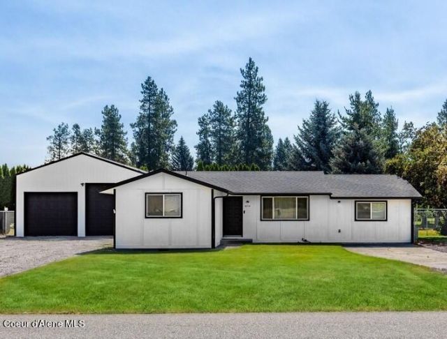16314 N Westwood Dr, Rathdrum, ID 83858 Main Photo