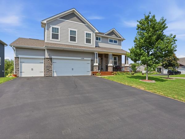 11780 Evergreen Circle N, Dayton, MN 55327