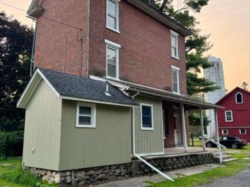 643 Wayside Way , Riegelsville, PA 18077 Main Photo