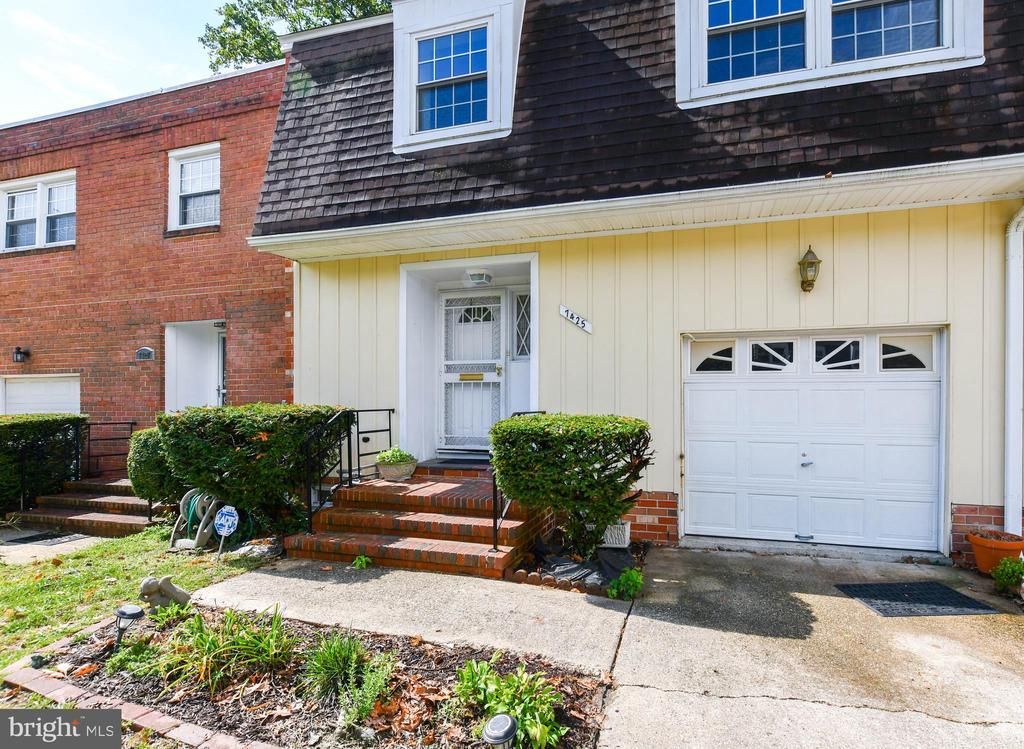 7425 CALDER DRIVE, CAPITOL HEIGHTS, MD 20743