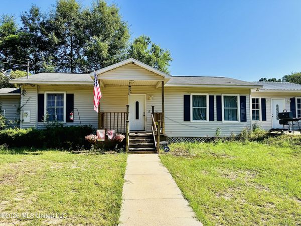 10047 Possum Fork Road, Picayune, MS 39466