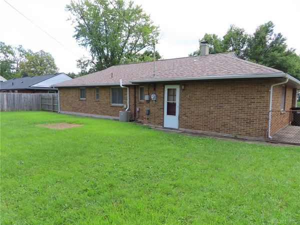 937 E Stroop Road, Kettering, OH 45429