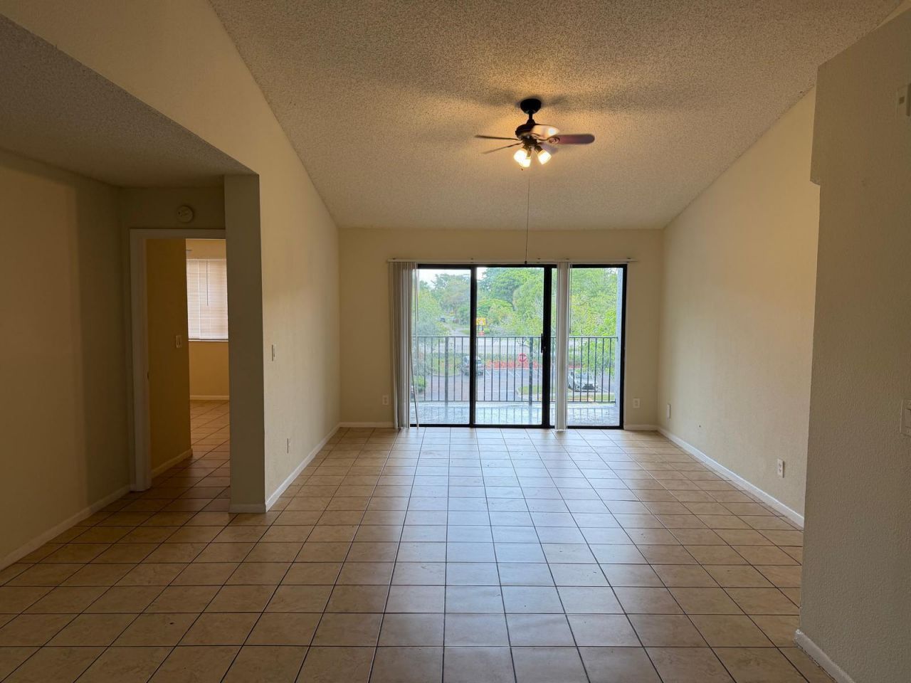 9144 W Atlantic Boulevard, Unit 836, Coral Springs, FL 33071 Photo
