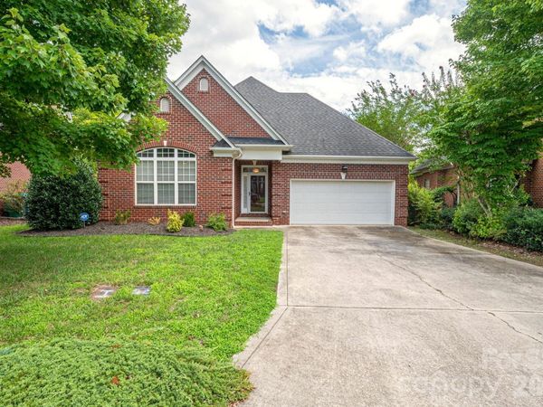 5308 Old Course Drive , Cramerton, NC 28032