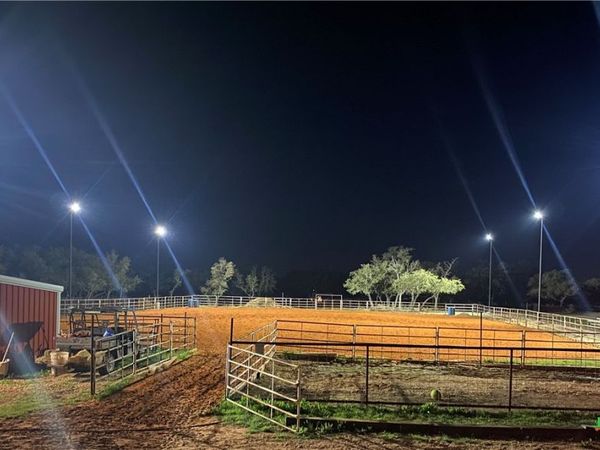 223 County Road 303 , Bertram, TX 78605