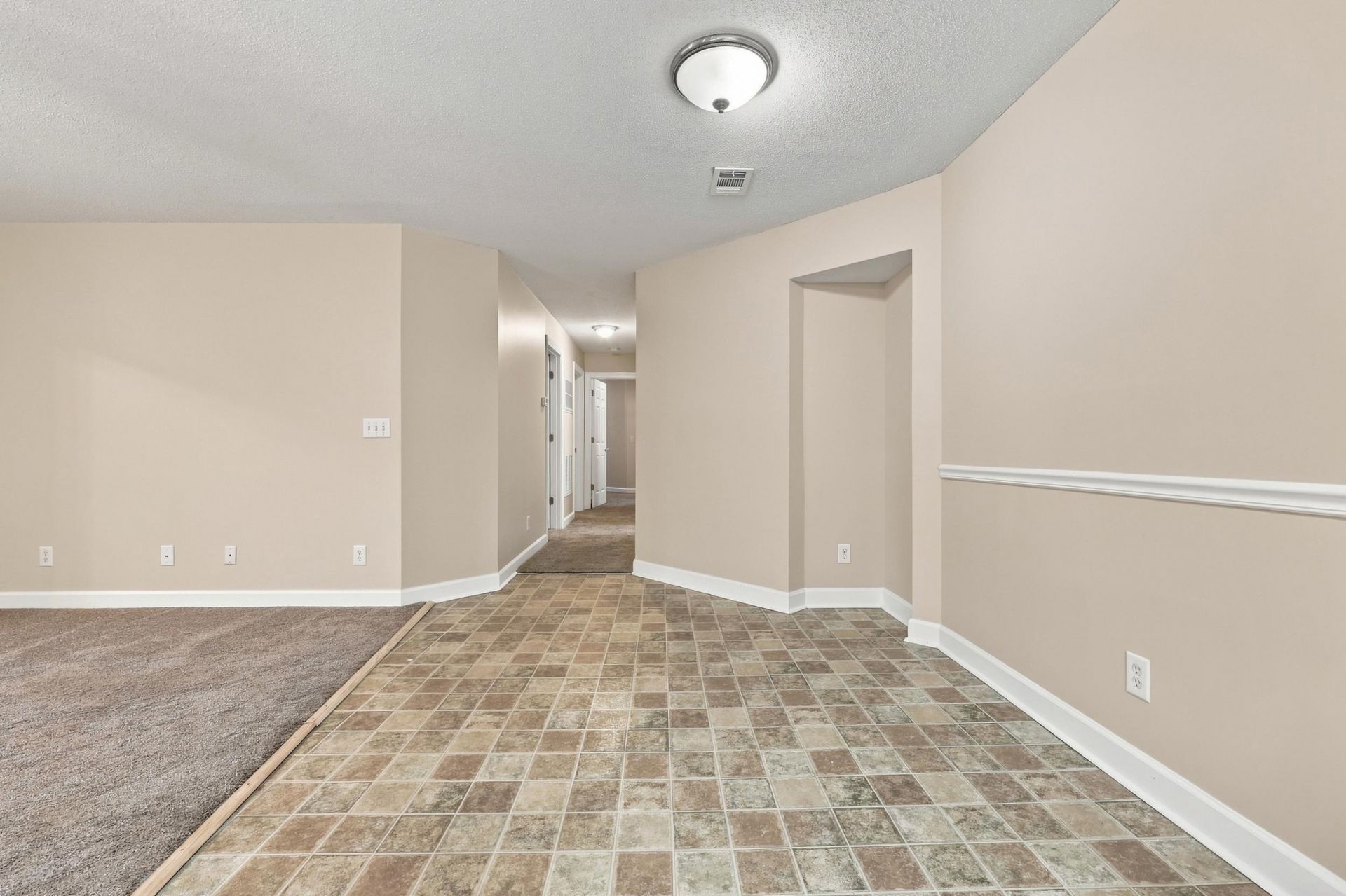4375 Crepe Myrtle Ct. Photo 11