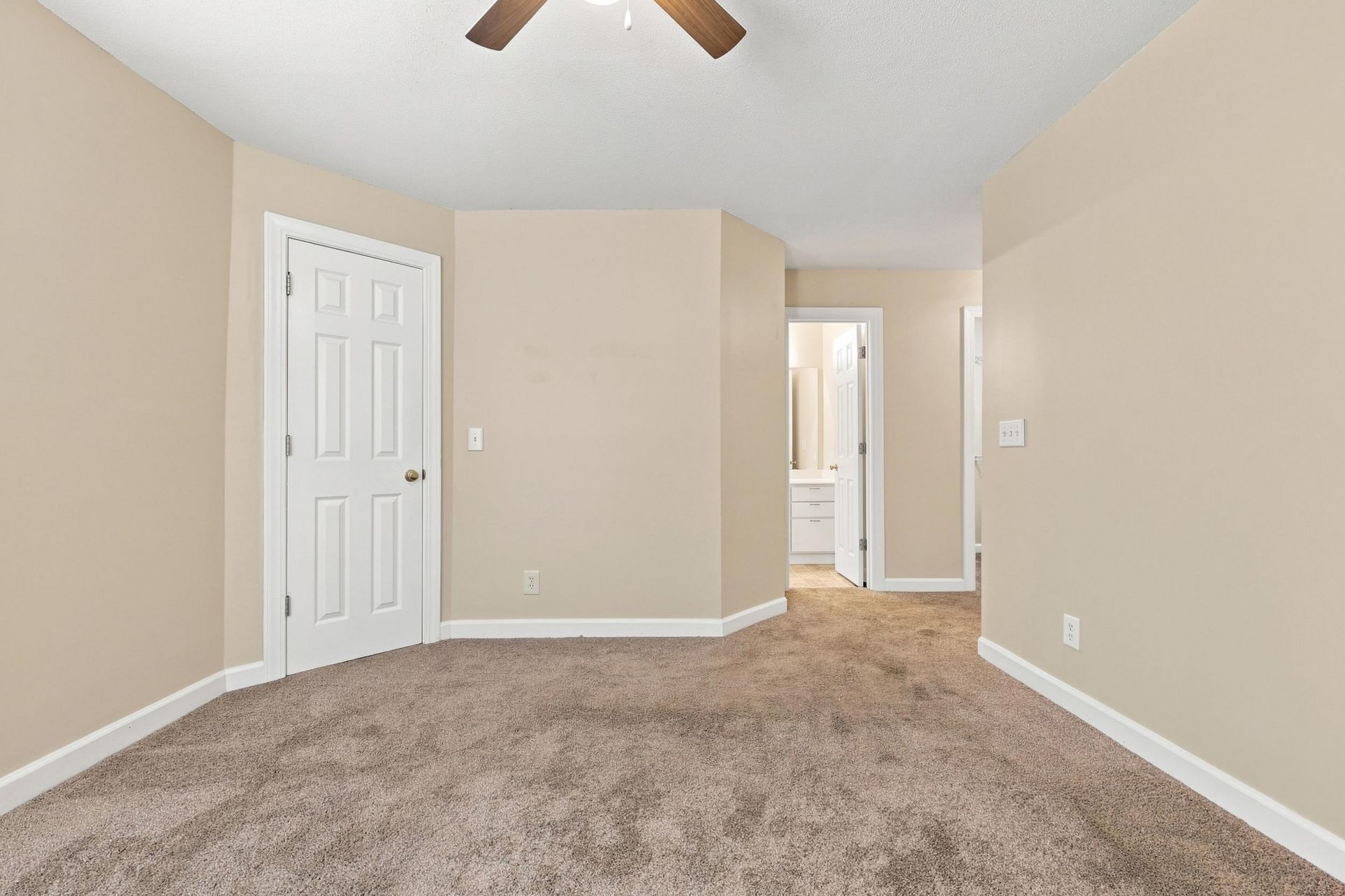 4375 Crepe Myrtle Ct. Photo 19
