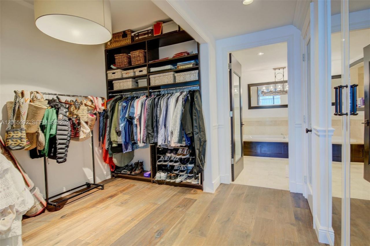 3400 SW 27th Ave, Unit 1607, Coconut Grove, FL 33133 Photo