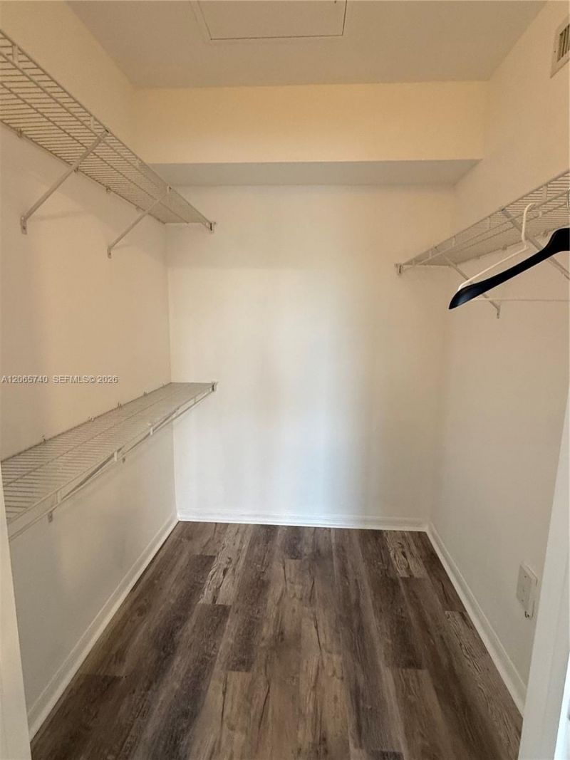 6482 Emerald Dunes Dr , Unit 303, West Palm Beach, FL 33411 Photo