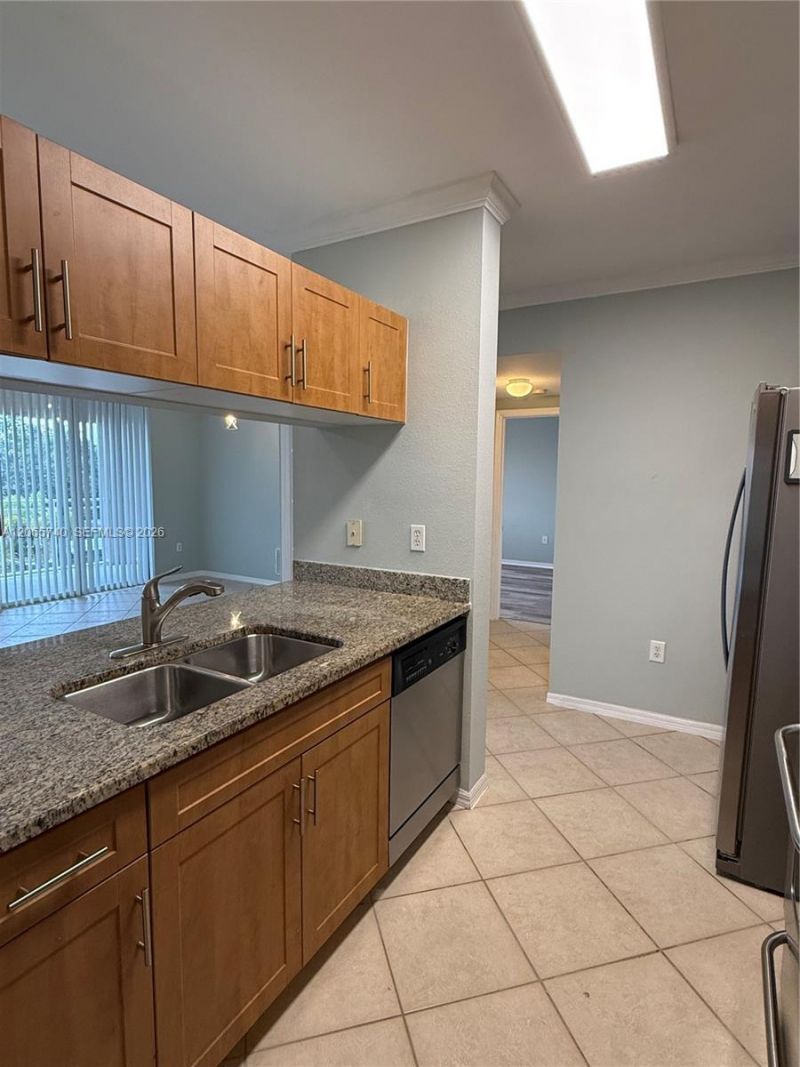 6482 Emerald Dunes Dr , Unit 303, West Palm Beach, FL 33411 Photo