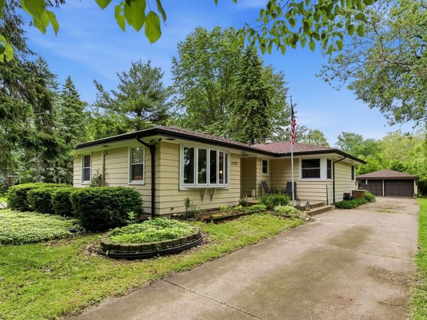 14721 Lakeside Avenue , Dolton, IL 60419