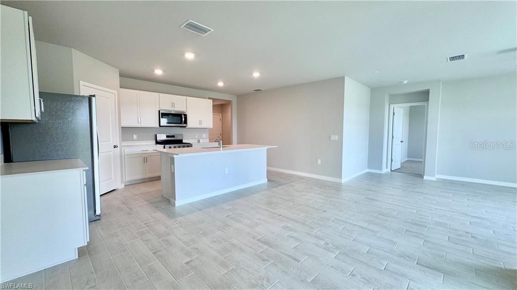 17710 Shade Tree Loop, Punta Gorda, FL 33982 Photo