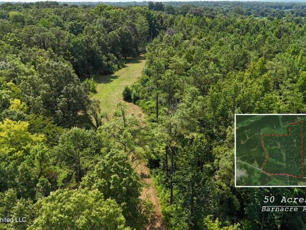 Barnacre Road, Batesville, MS 38606