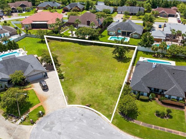 504 Parkwood Court, Panama City, FL 32405