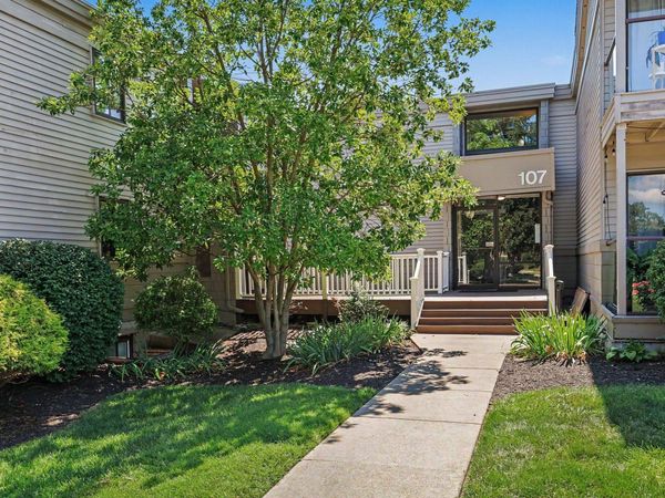 107 Winding Way, Unit I, Covington, KY 41011