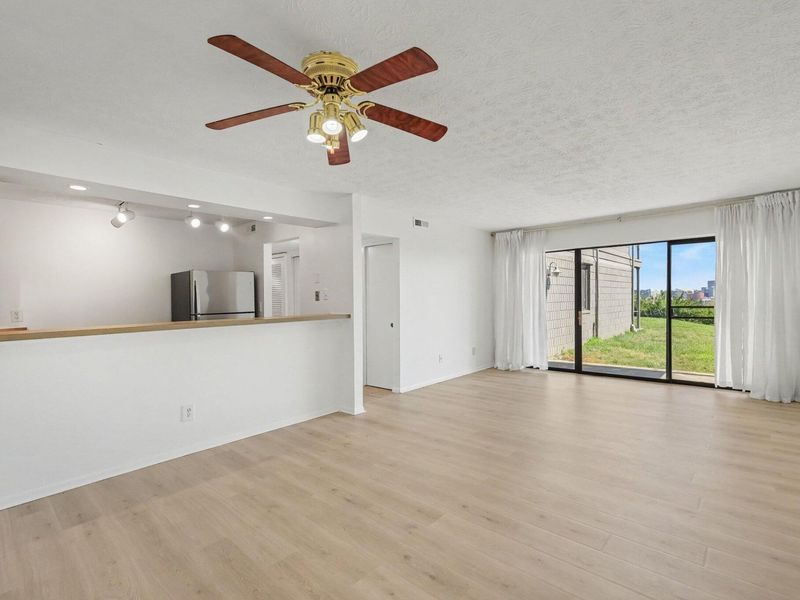 107 Winding Way, Unit I, Covington, KY 41011 Photo 6