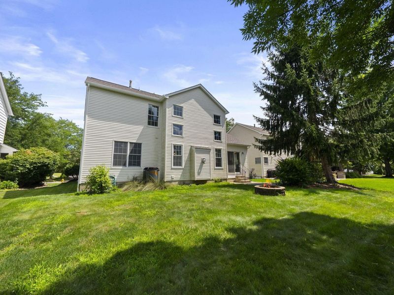 7302 Summerfield Drive, Lewis Center, OH 43035 Photo 33
