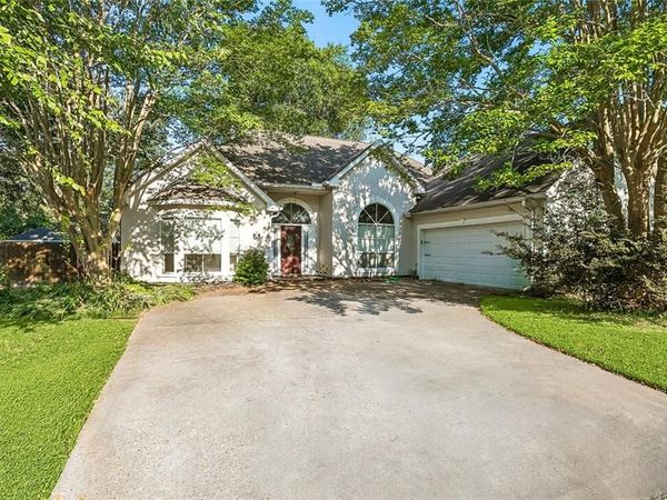 1815 NEVA Court , Mandeville, LA 70448