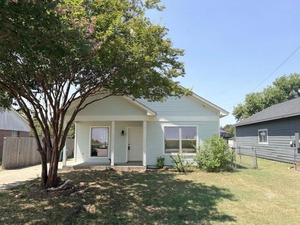 334 Peters Street, Waxahachie, TX 75165