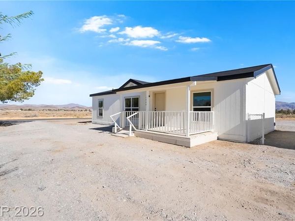3480 W Medicine Man Road, Pahrump, NV 89048