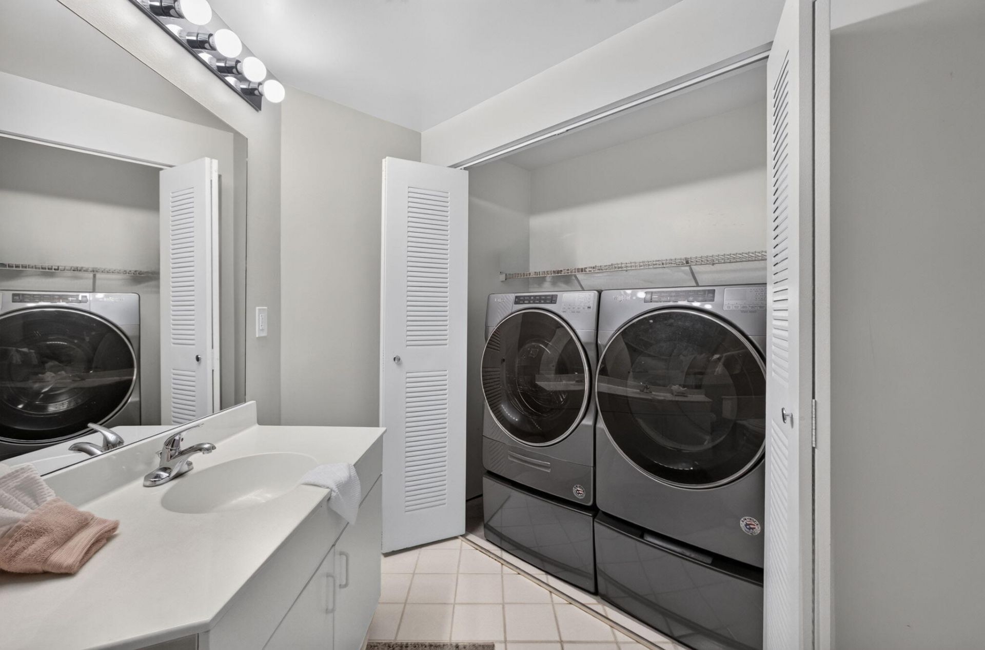 500 Uno Lago Drive, Unit 201, Juno Beach, FL 33408 Photo