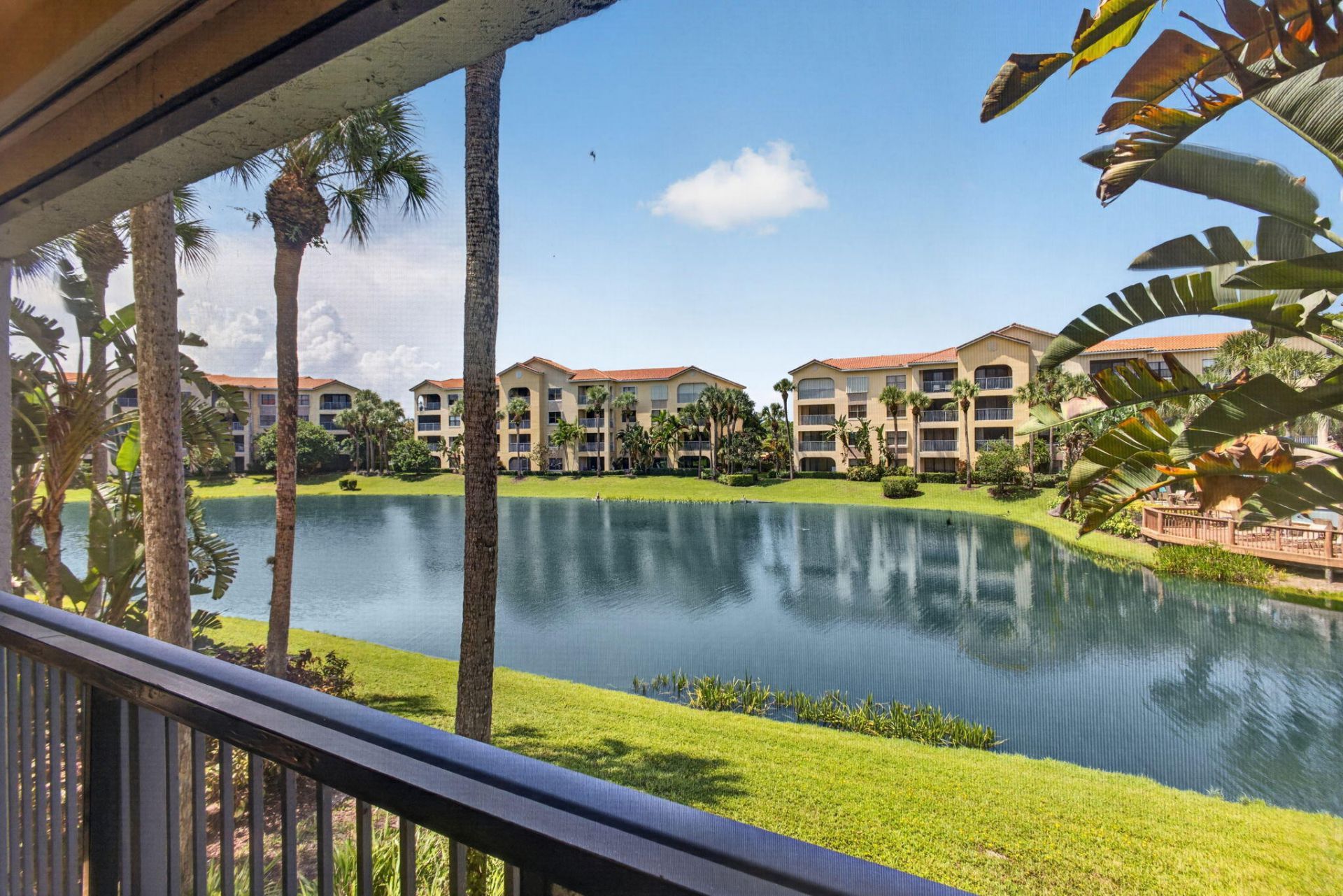 500 Uno Lago Drive, Unit 201, Juno Beach, FL 33408 Photo