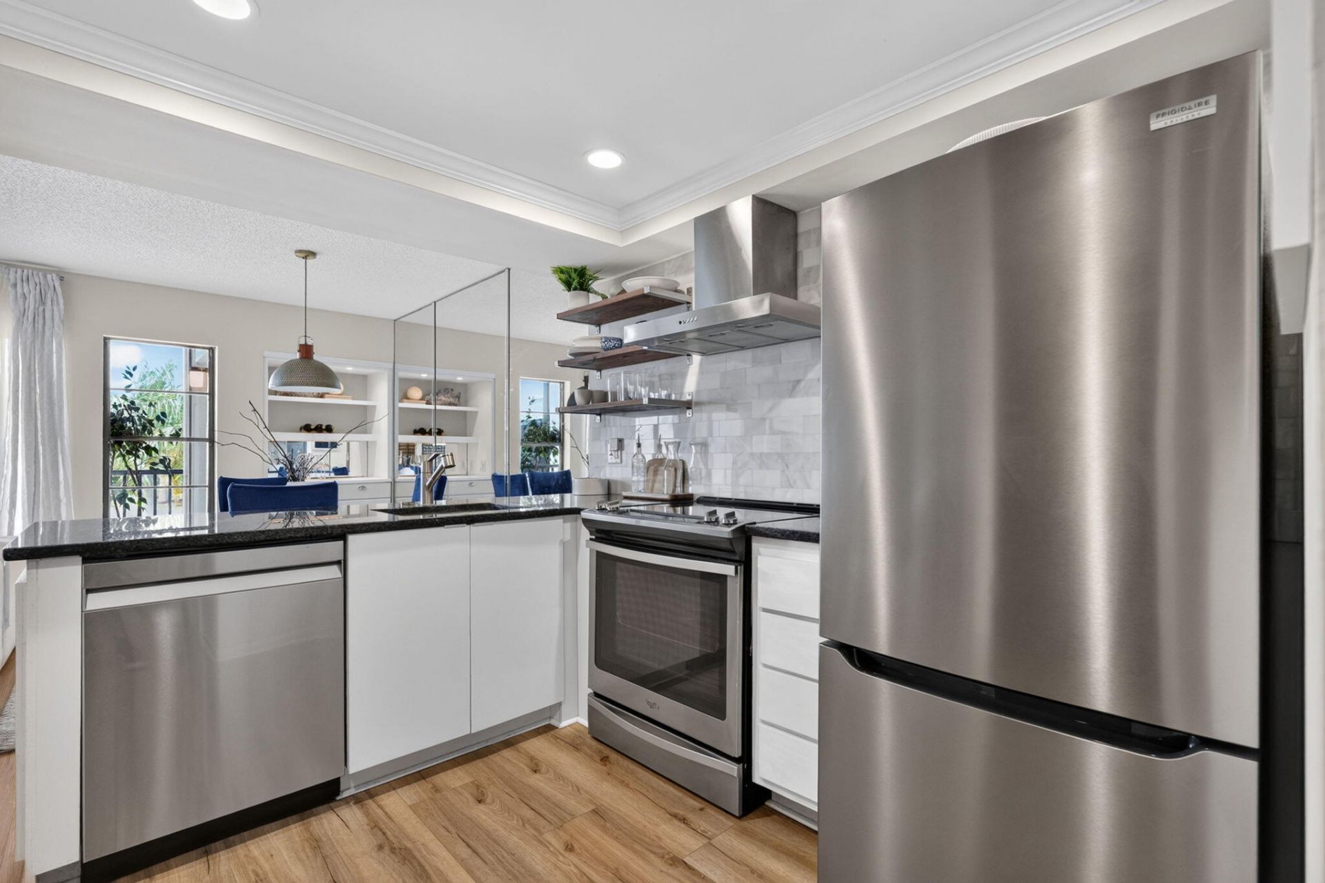 1605 Us-1, Jupiter, FL 33477 Photo