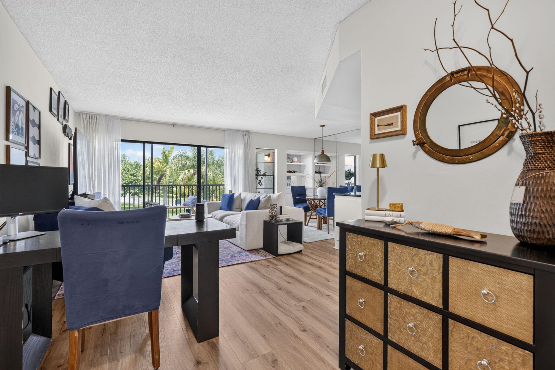 1605 Us-1, Jupiter, FL 33477 Photo