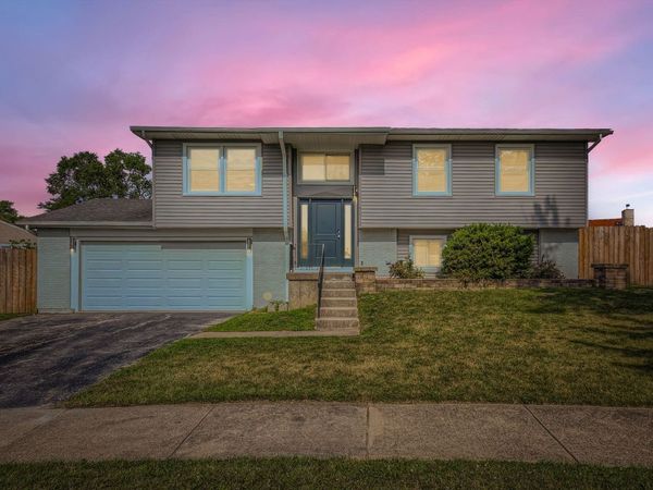 5611 Allemong Drive , Matteson, IL 60443