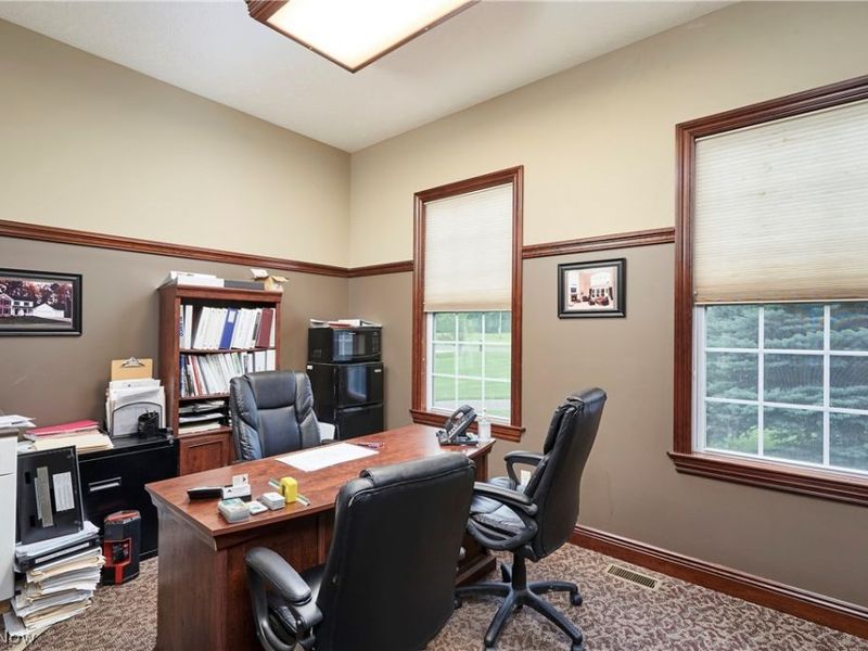 4250 Lynn Road, Ravenna, OH 44266 Photo 10