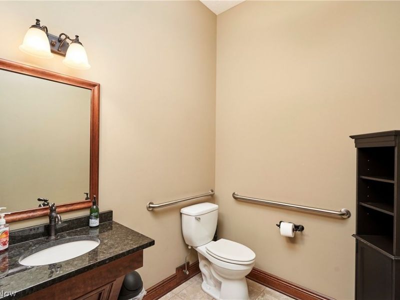 4250 Lynn Road, Ravenna, OH 44266 Photo 11