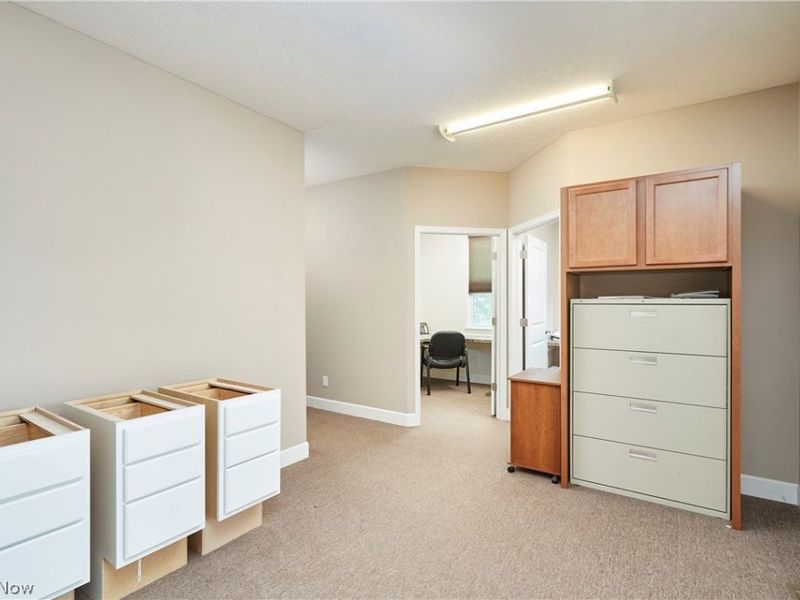 4250 Lynn Road, Ravenna, OH 44266 Photo 12