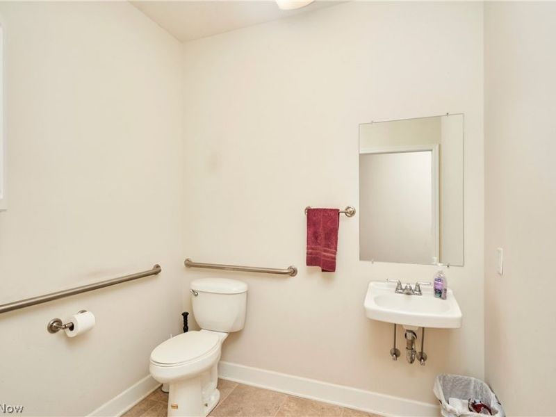 4250 Lynn Road, Ravenna, OH 44266 Photo 15