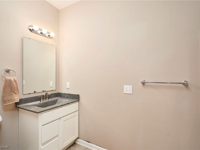 4250 Lynn Road, Ravenna, OH 44266 Photo 19