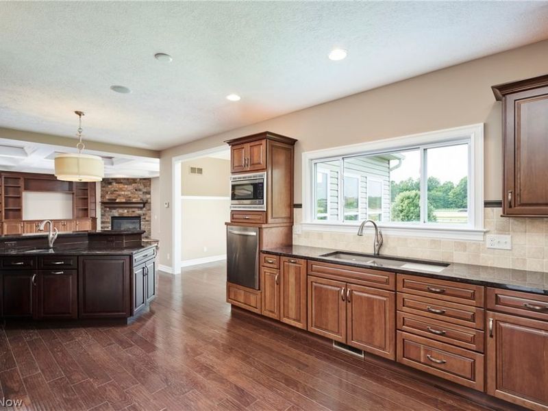 4250 Lynn Road, Ravenna, OH 44266 Photo 23