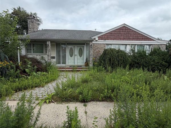 26106 69th Avenue , Glen Oaks, NY 11004