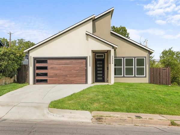 2504 Vaughn Boulevard, Fort Worth, TX 76105
