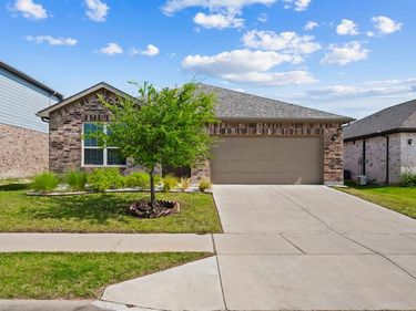 10628 High Ridge Lane, Fort Worth, TX 76108