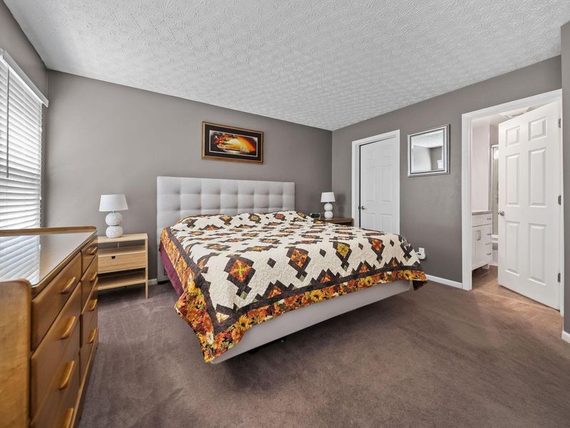 5887 Luccis Court, Columbus, OH 43228 Photo 11